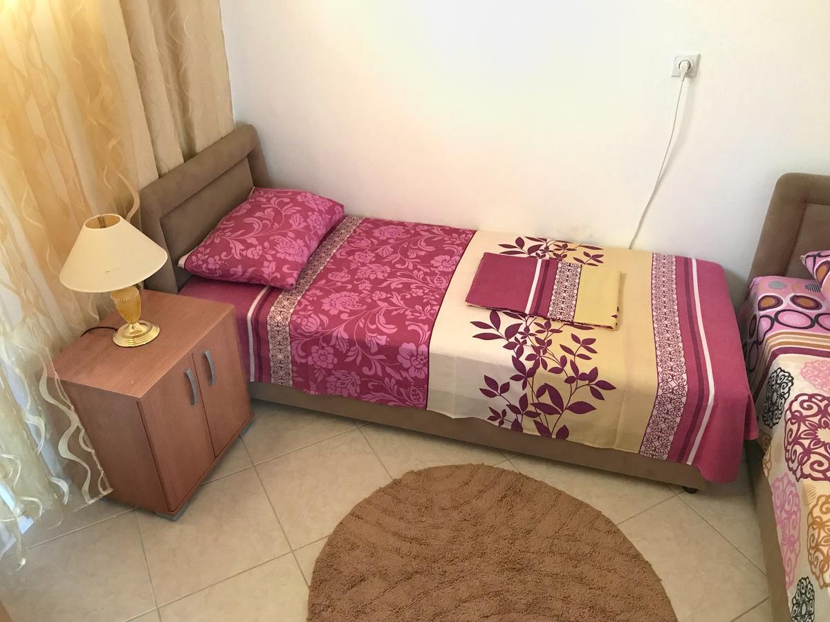 Apartment Jana 乌尔齐尼 外观 照片